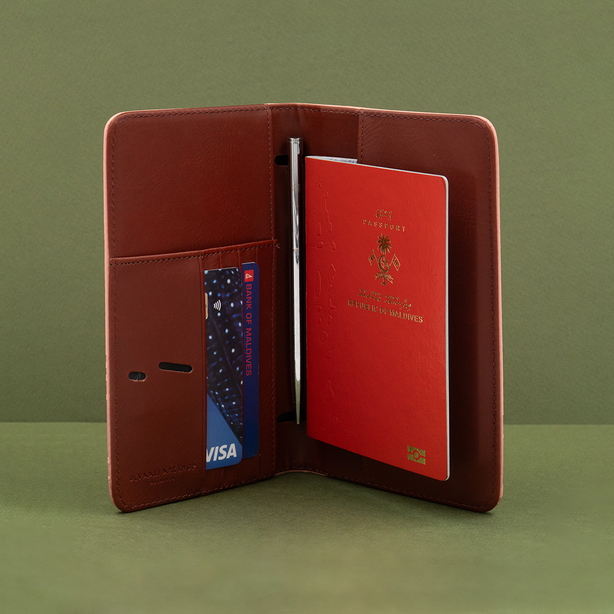 Ode to the Islands Travel Wallet (Blush/Brown)