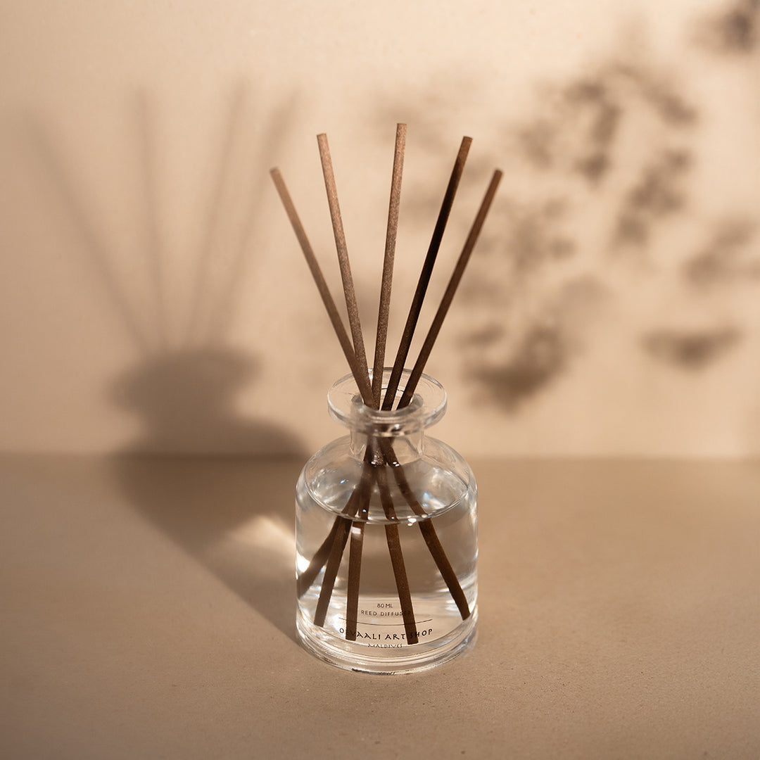 Isle Rosea Reed Diffuser - Petite